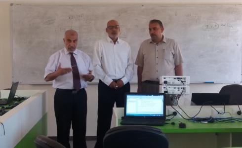 تربية الوسطى تفتتح دورة في الرسم الصناعي ولغة جافا