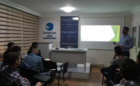 فيدار تنظم محاضرة تثقيفية وتعريفية بفلسطين في انقرة