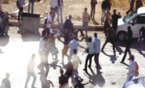 الناصرة : سائق يشتم حي شيكون العرب وأهالي الحي يعتدون عليه 
