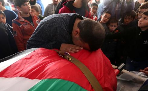 الأونروا- إسرائيل أعادت 225 جثماناً إلى غزة في 3 حاويات