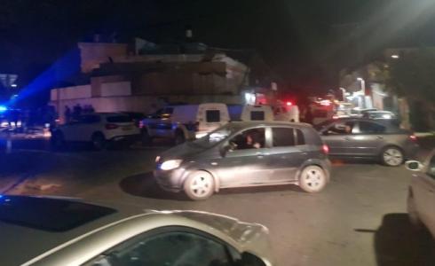 امام منزل الشاب