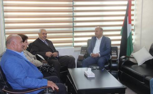 جانب من لقاء أبو هولي بوفد الجبهة العربية الفلسطينية