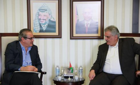 مازن غنيم رئيس سلطة المياه يبحث مع بعثة البنك الدولي مشروع الأمن المائي