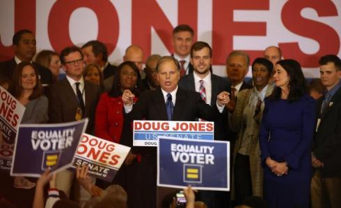  الديموقراطي دوغ جونز