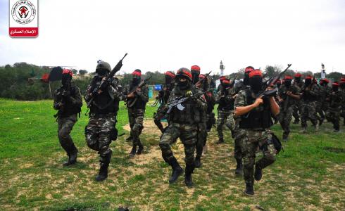 كتائب المقاومة الوطنية تختتم مناورة عسكرية جنوب قطاع غزة