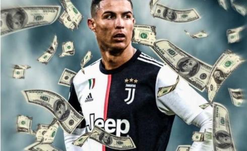 كريستيانو رونالدو يصبح أول لاعب "ملياردير" في تاريخ كرة القدم