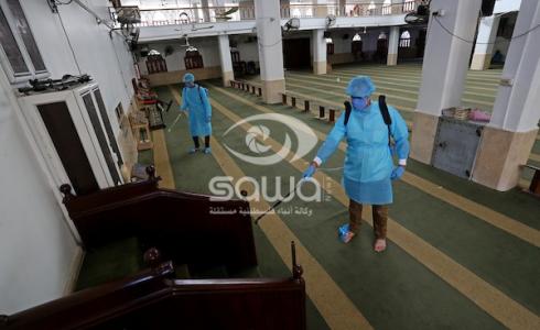تعقيم مساجد في قطاع غزة استعدادا لإعادة فتحها