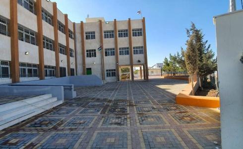 مدرسة منيزل