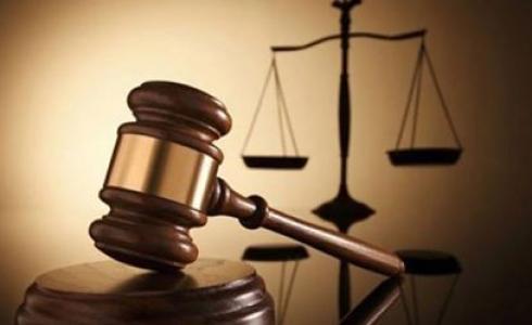 القضاء يحكم بالسجن عامين على متعاطي مخدرات