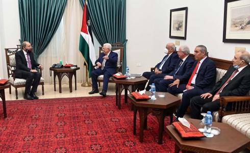 الصفدي ينقل رسالة من العاهل الأردني إلى الرئيس عباس