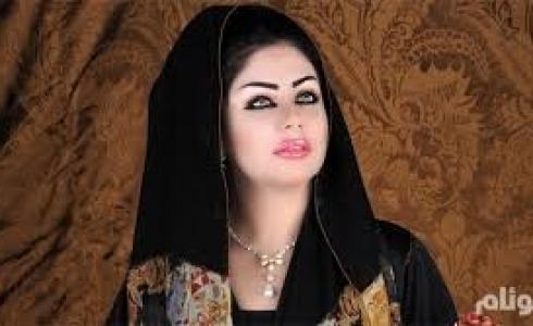 المذيعة الكويتية حليمة بولند 