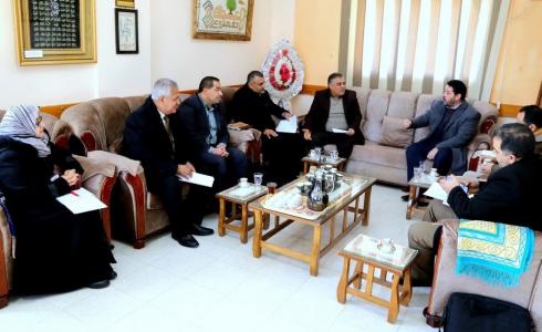 مديرية تعليم خانيونس تستقبل وفدا من الجامعة الاسلامية