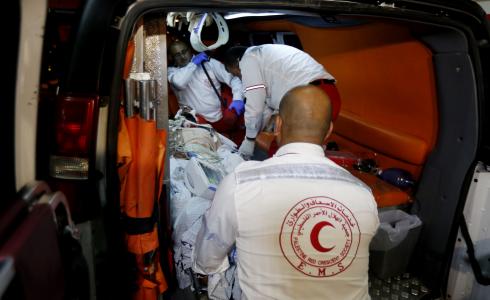 الصحفي المصاب أحمد أبو حسين يصل رام الله