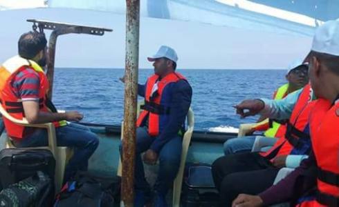 ركاب سفينة الحرية في عرض بحر غزة