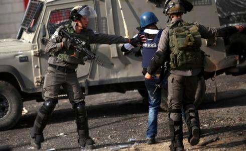 منتدى الإعلاميين يطالب بوقف تغول الاحتلال على الصحفيين
