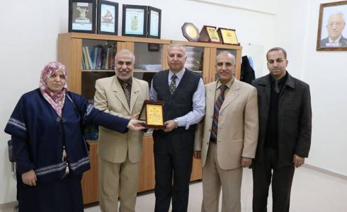 صورة تعليم الوسطى يزور جامعة القدس