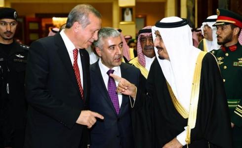 العاهل السعودي الملك سلمان بن عبد العزيز والرئيس التركي رجب طيب أردوغان