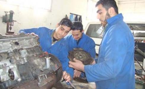 اعتماد مناهج التعليم المهني