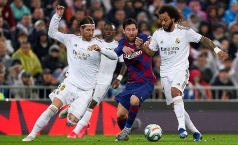 مباراة كلاسيكو بين برشلونة وريال مدريد
