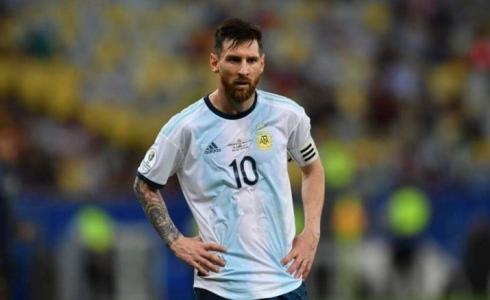 اللاعب ليونيل ميسي