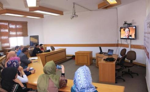 جامعة الأقصى تستضيف بروفيسور