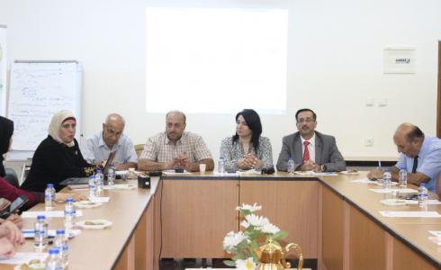  جمعية المرأة العاملة الفلسطينية للتنمية  تنظم بالتعاون مع جامعة القدس المفتوحة ورشة عمل 