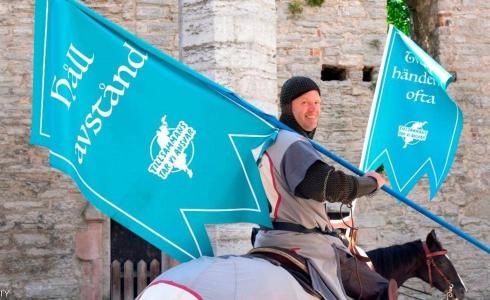 عودة "فرسان القرون الوسطى" لمواجهة كورونا