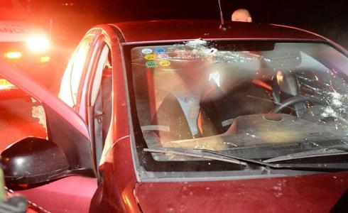 سيارة المستوطن الذي قتل برصاص مسلحين قرب نابلس