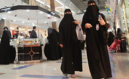الشورى يناقش فتح المحلات وقت الصلاة