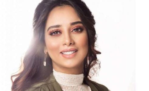 المغنية اليمنية بلقيس