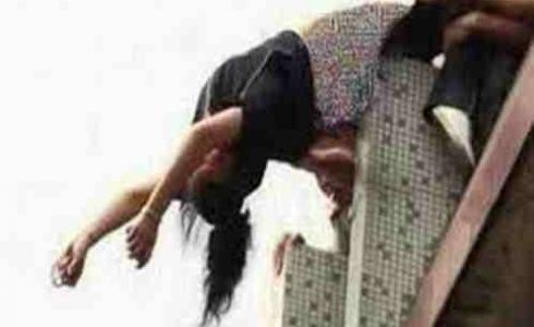 سقوط شابة عن الطابق الرابع في حورة