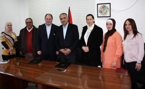 التربية والنرويجي لكرة القدم يوقعان مذكرة تفاهم لدعم الرياضة المدرسية في فلسطين 