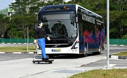 حافلة دون سائق في سنغافورة