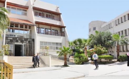 كلية فلسطين التقنية بدير البلح