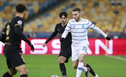 برشلونة يدك شباك دينامو كييف برباعية