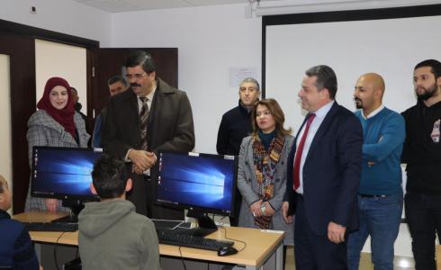 التربية والاتصالات تطلقان مخيماً للروبوتكس والذكاء الاصطناعي