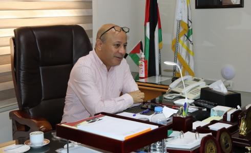 رئيس دائرة شؤون اللاجئين أحمد أبو هولي