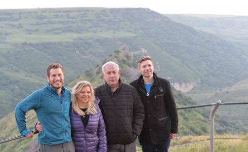 نتنياهو وعائلته في الجولان