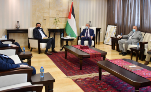 اشتية : كهرباء القدس عبرت الأزمة وتخلّصت من التهديدات بقطع التيار