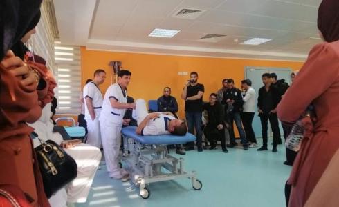 مستشفى حمد بغزة ينظم لقاءً لتبادل الخبرات مع طلبة الجامعات في مجال التأهيل