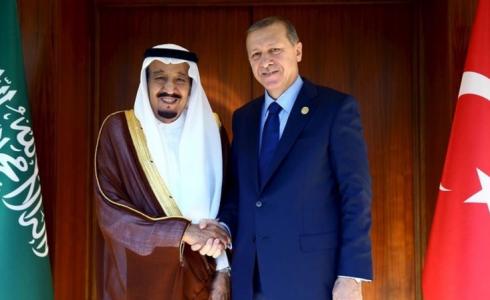 العاهل السعودي الملك سلمان بن عبد العزيز والرئيس التركي رجب طيب أردوغان