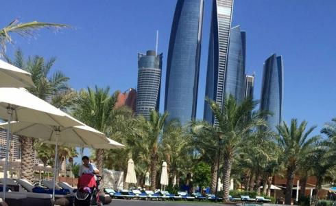 إماراتي يعفي مستأجرًا لديه من 400 ألف دولار لهذا السبب