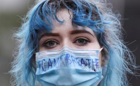 خبير: أمريكا قد تفقد السيطرة على كورونا