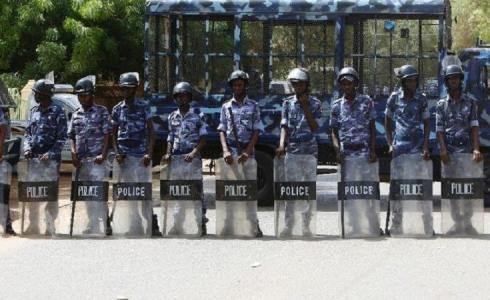 قوات الامن في شوارع السودان