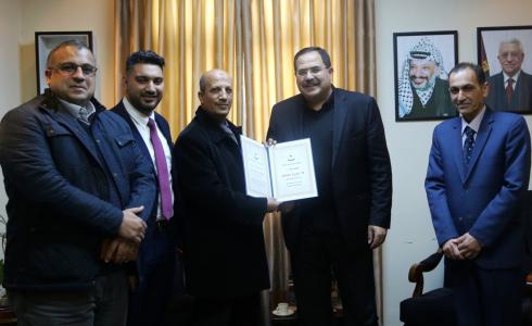 وزير التربية والتعليم العالي صبري صيدم