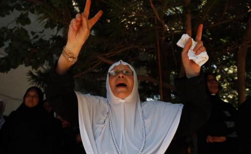 خلال تشييع جثمان الشهيدة السمودي