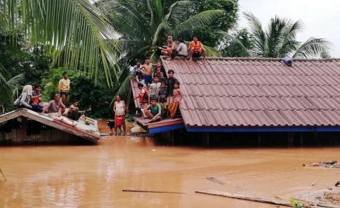 فرق الإنقاذ تعثر على جثث 26 شخصا إثر انهيار سد جنوب لاوس 