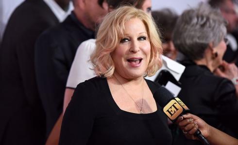  الممثلة الأمريكية بيتي ميدلر 