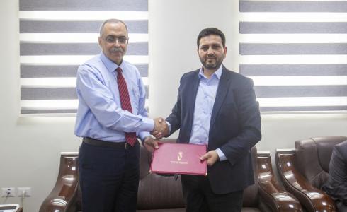الكلية الجامعية توقع مذكرة تفاهم مع شركة توزيع كهرباء غزة