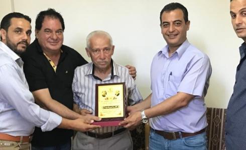 تكريم الاعلامي طلعت ابو زعنونة